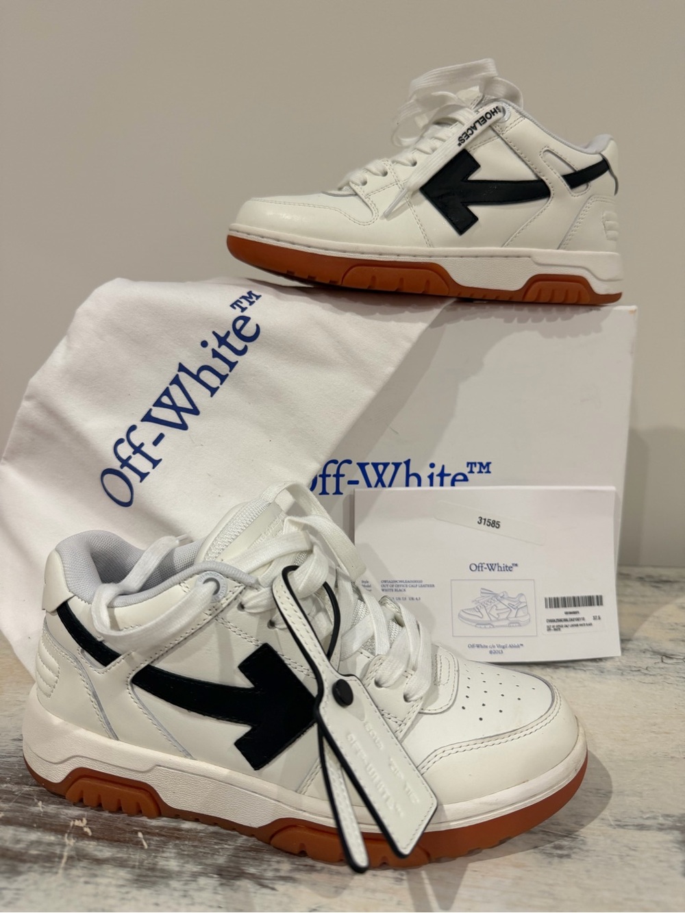 Authentic Off-White Women’s White & Black Low-Top Sneakers 37.5
